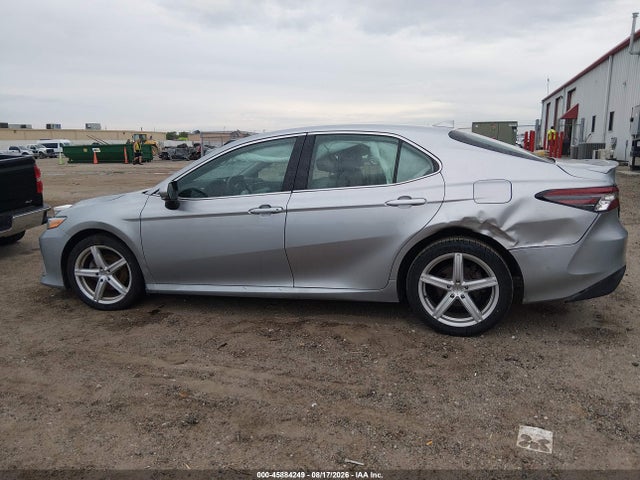 2023 Toyota Camry Xle Hybrid მანქანა იყიდება აუქციონზე, vin: 4T1F31AK7PU616722, აუქციონის ნომერი: 45884249