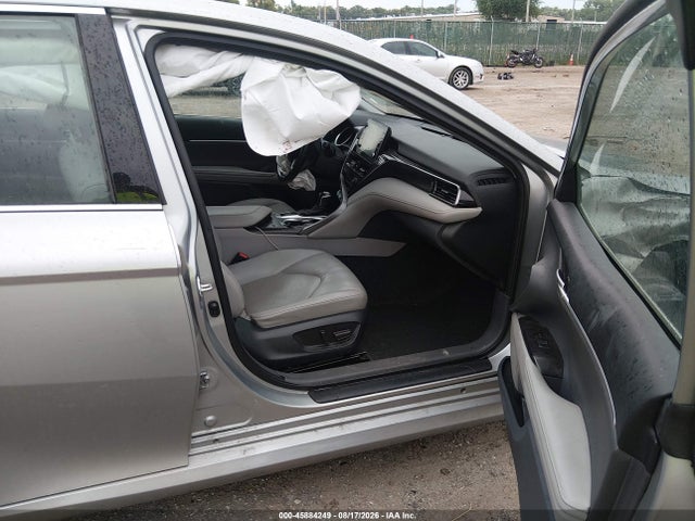 2023 Toyota Camry Xle Hybrid მანქანა იყიდება აუქციონზე, vin: 4T1F31AK7PU616722, აუქციონის ნომერი: 45884249