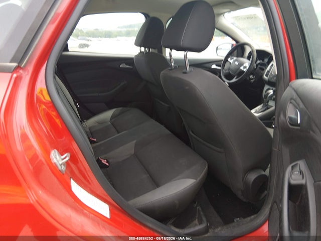 45884252 :رقم المزاد ، 1FADP3F23EL273159 vin ، 2014 Ford Focus Se مزاد بيع
