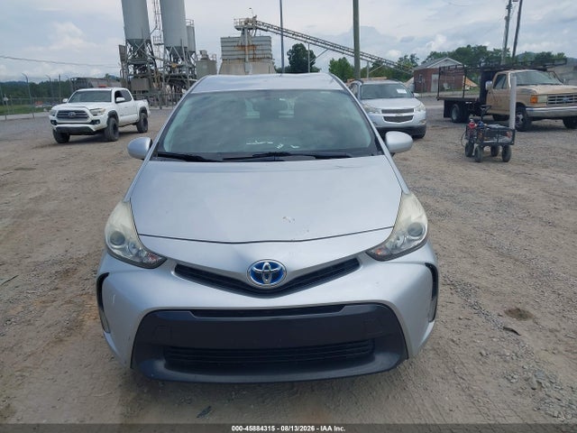JTDZN3EU0FJ021116 Toyota Prius V Four
