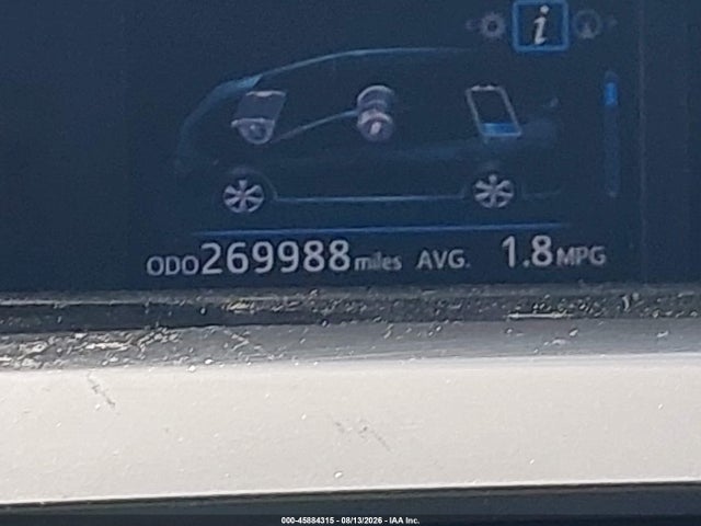 JTDZN3EU0FJ021116 Toyota Prius V Four