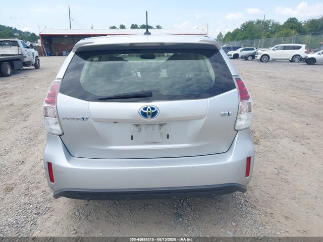 JTDZN3EU0FJ021116 Toyota Prius V Four