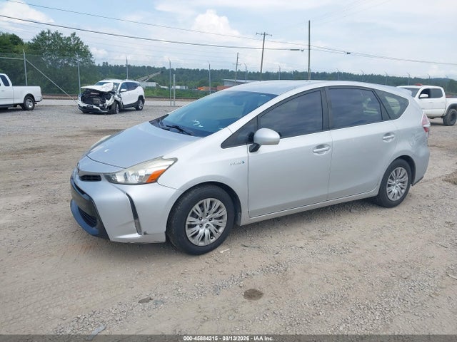 JTDZN3EU0FJ021116 Toyota Prius V Four