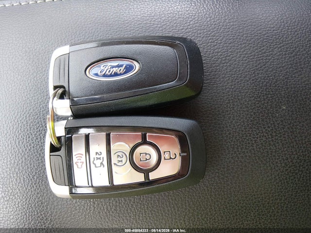 Продаж на аукціоні авто 2018 Ford Fusion Energi Se Luxury, vin: 3FA6P0PU0JR273624, номер лоту: 45884333