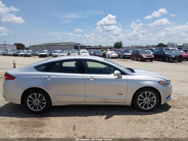 Продаж на аукціоні авто 2018 Ford Fusion Energi Se Luxury, vin: 3FA6P0PU0JR273624, номер лоту: 45884333