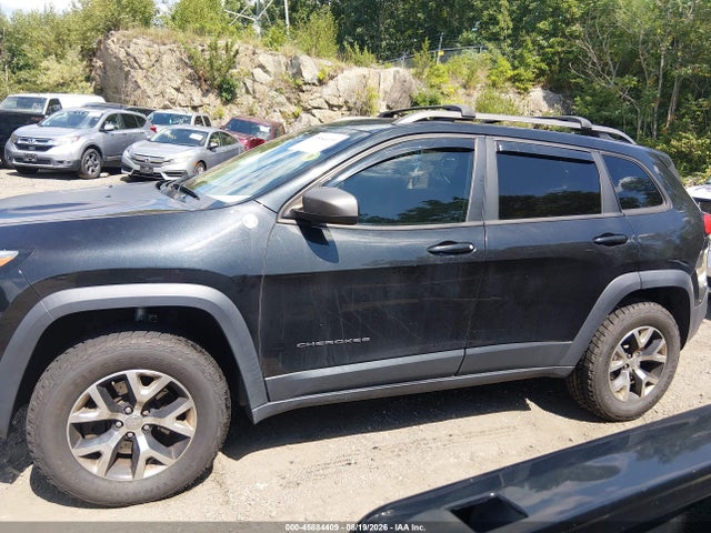 45884409 :رقم المزاد ، 1C4PJMBB0FW776278 vin ، 2015 Jeep Cherokee Trailhawk مزاد بيع