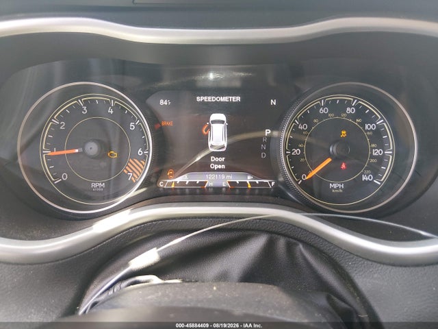 45884409 :رقم المزاد ، 1C4PJMBB0FW776278 vin ، 2015 Jeep Cherokee Trailhawk مزاد بيع