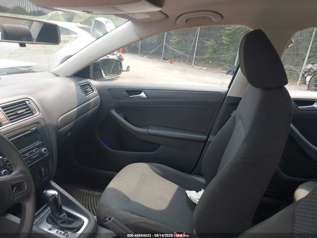 45884433 :رقم المزاد ، 3VW2K7AJ2DM232747 vin ، 2013 Volkswagen Jetta 2.0l S مزاد بيع