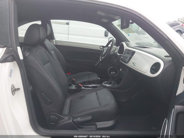 45884487 :رقم المزاد ، 3VWJP7AT0CM641150 vin ، 2012 Volkswagen Beetle 2.5l مزاد بيع