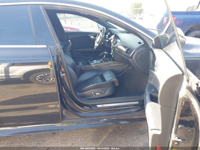 45884502 :رقم المزاد ، WUAW2AFC7GN902981 vin ، 2016 Audi Rs 7 Prestige مزاد بيع