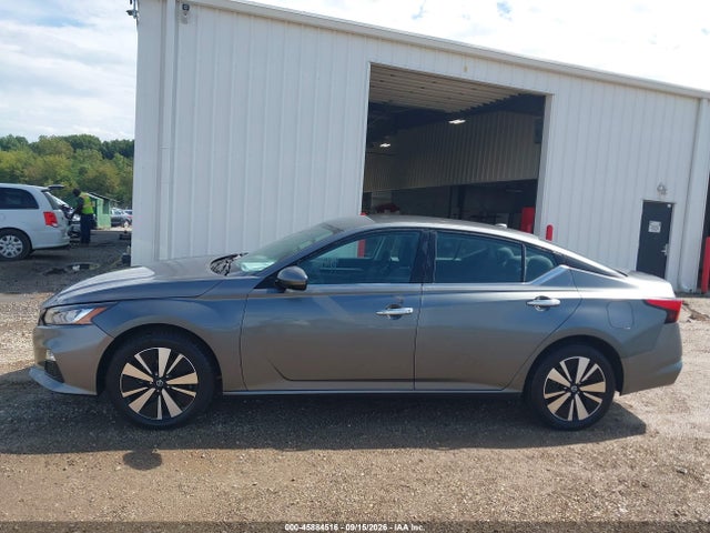 2021 Nissan Altima Sv Intelligent Awd მანქანა იყიდება აუქციონზე, vin: 1N4BL4DW1MN418877, აუქციონის ნომერი: 45884516