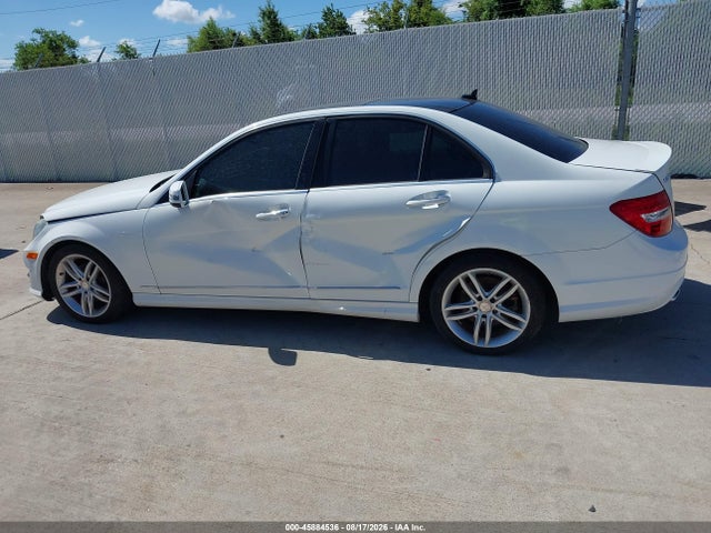 2014 Mercedes-benz C 250 Sport მანქანა იყიდება აუქციონზე, vin: WDDGF4HB4EA967891, აუქციონის ნომერი: 45884536