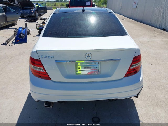 2014 Mercedes-benz C 250 Sport მანქანა იყიდება აუქციონზე, vin: WDDGF4HB4EA967891, აუქციონის ნომერი: 45884536