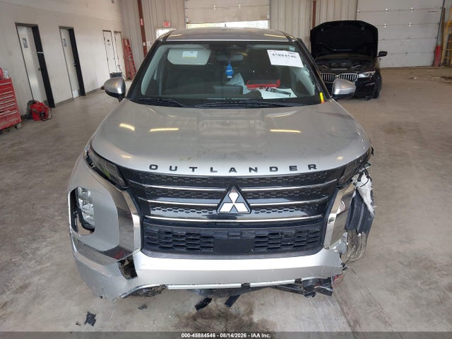 45884546 :رقم المزاد ، JA4J3TA80NZ014916 vin ، 2022 Mitsubishi Outlander Es 2.5 2wd مزاد بيع
