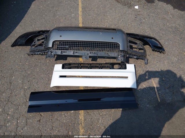 SALE37RU2N2063701 Land Rover Defender 110 X-dynamic Hse