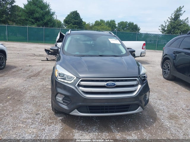 45884560 :رقم المزاد ، 1FMCU0J92HUB76854 vin ، 2017 Ford Escape Titanium مزاد بيع