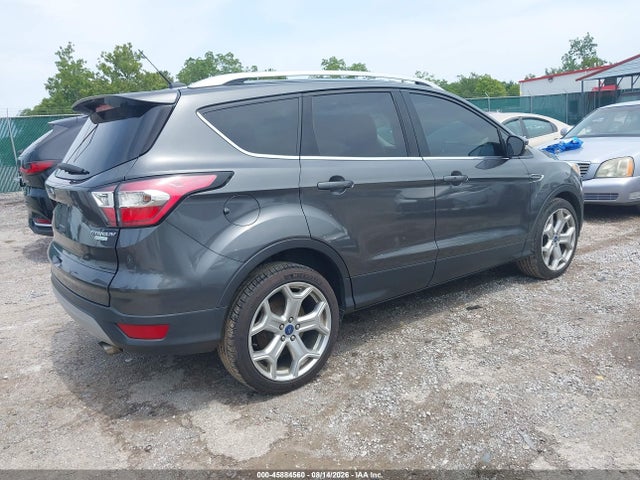 45884560 :رقم المزاد ، 1FMCU0J92HUB76854 vin ، 2017 Ford Escape Titanium مزاد بيع