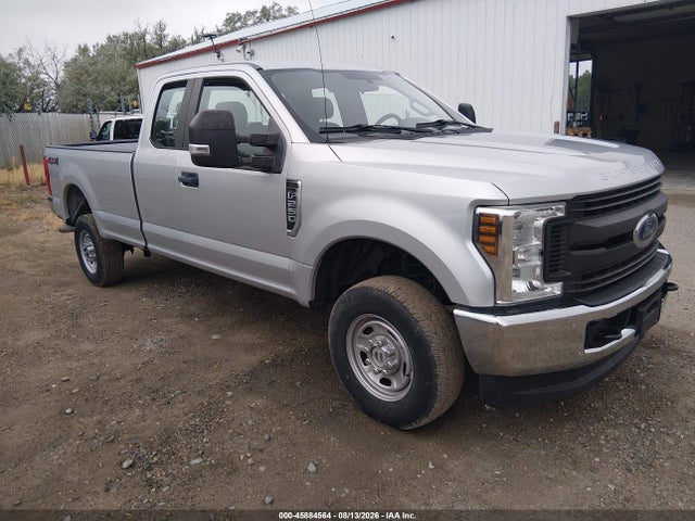 2018 Ford F-250 Xl მანქანა იყიდება აუქციონზე, vin: 1FT7X2B6XJEC83955, აუქციონის ნომერი: 45884564