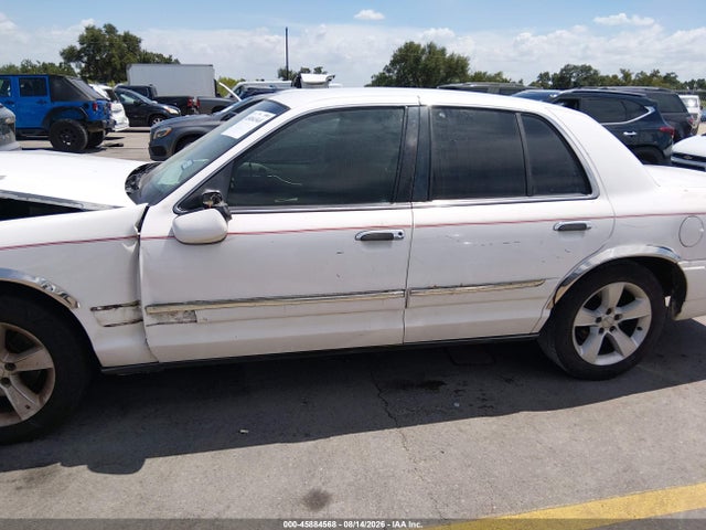 Продажа на аукционе авто 2000 Mercury Grand Marquis Gs, vin: 2MEFM74W2YX630653, номер лота: 45884568