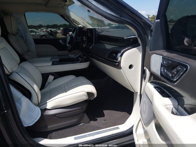 2023 Lincoln Navigator Black Label მანქანა იყიდება აუქციონზე, vin: 5LMJJ2TG9PEL10661, აუქციონის ნომერი: 45884572