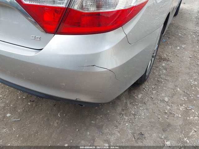 45884629 :رقم المزاد ، 4T1BF1FK3HU730443 vin ، 2017 Toyota Camry Se مزاد بيع