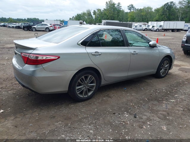 45884629 :رقم المزاد ، 4T1BF1FK3HU730443 vin ، 2017 Toyota Camry Se مزاد بيع