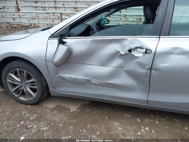 45884629 :رقم المزاد ، 4T1BF1FK3HU730443 vin ، 2017 Toyota Camry Se مزاد بيع