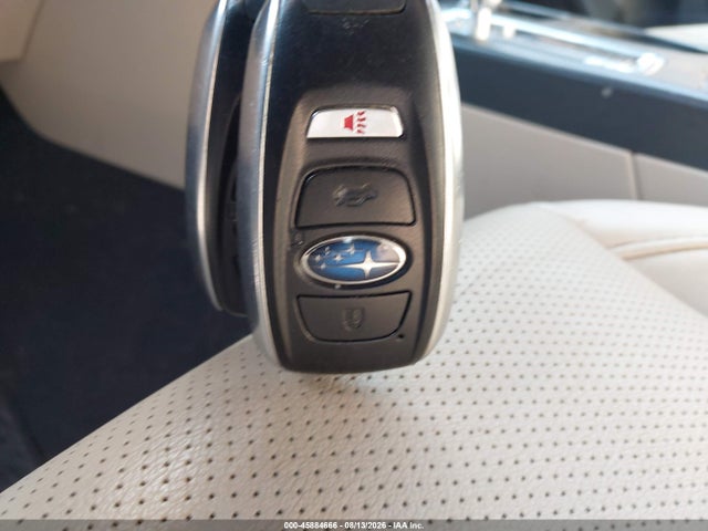 Продаж на аукціоні авто 2017 Subaru Outback 2.5i Limited, vin: 4S4BSANC8H3312746, номер лоту: 45884666