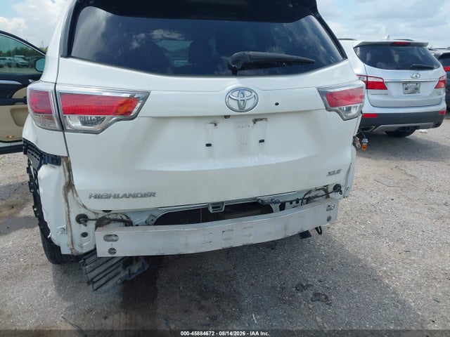 Aukcja sprzedaży 2015 Toyota Highlander Xle V6, vin: 5TDKKRFH7FS065678, numer aukcji: 45884672