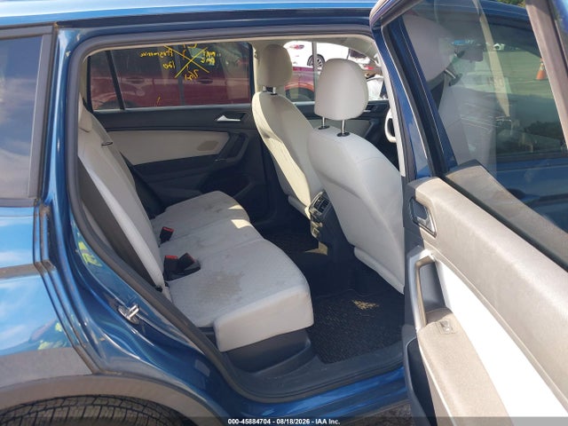 45884704 :رقم المزاد ، 3VV0B7AX4JM123394 vin ، 2018 Volkswagen Tiguan 2.0t S مزاد بيع