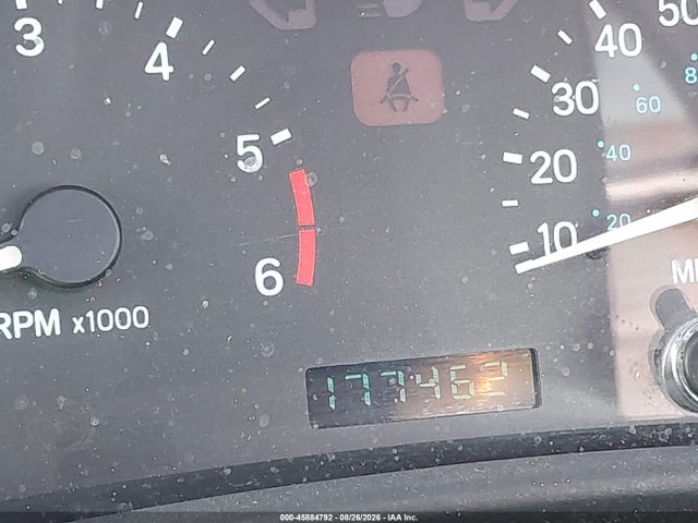 45884792 :رقم المزاد ، 1J4FA49S8YP704849 vin ، 2000 Jeep Wrangler Sport مزاد بيع