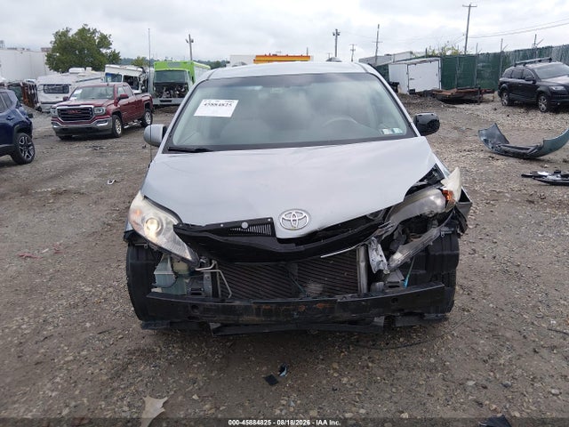 Продаж на аукціоні авто 2011 Toyota Sienna Le V6, vin: 5TDKK3DC4BS066723, номер лоту: 45884825