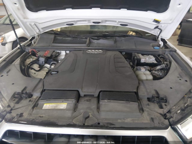 Audi Q7 2.0t Premium 2018 WA1AHAF76JD013900 Image 10