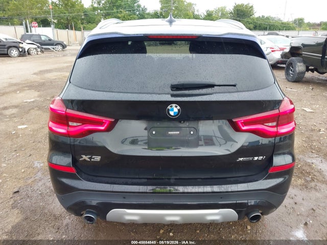 45884845 :رقم المزاد ، 5UXTR9C5XJLD70016 vin ، 2018 Bmw X3 Xdrive30i مزاد بيع