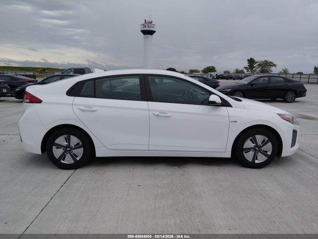Продаж на аукціоні авто 2020 Hyundai Ioniq Hybrid Blue, vin: KMHC65LC9LU186323, номер лоту: 45884850