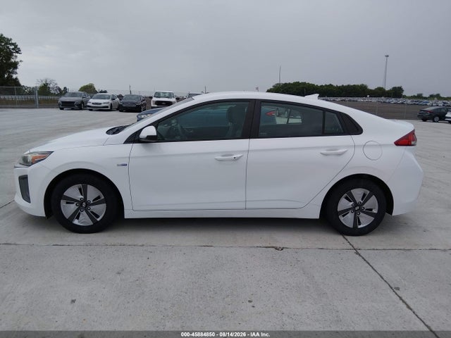 Продаж на аукціоні авто 2020 Hyundai Ioniq Hybrid Blue, vin: KMHC65LC9LU186323, номер лоту: 45884850