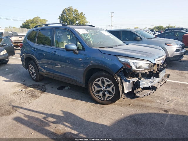 Продаж на аукціоні авто 2021 Subaru Forester Premium, vin: JF2SKAFCXMH497688, номер лоту: 45884852