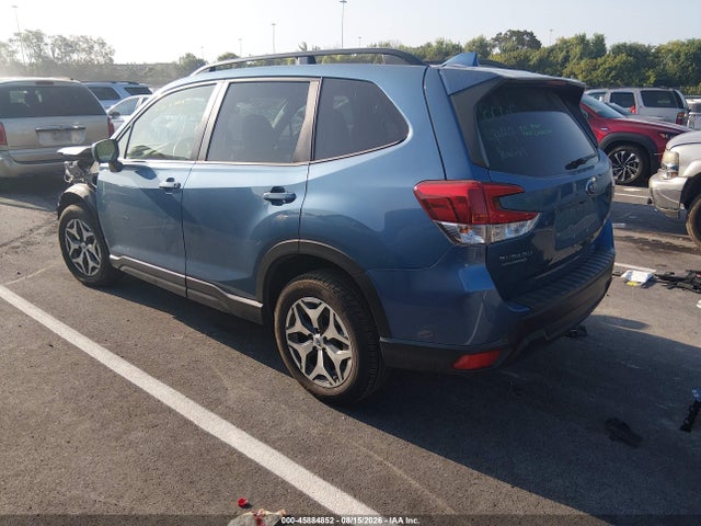 Продаж на аукціоні авто 2021 Subaru Forester Premium, vin: JF2SKAFCXMH497688, номер лоту: 45884852