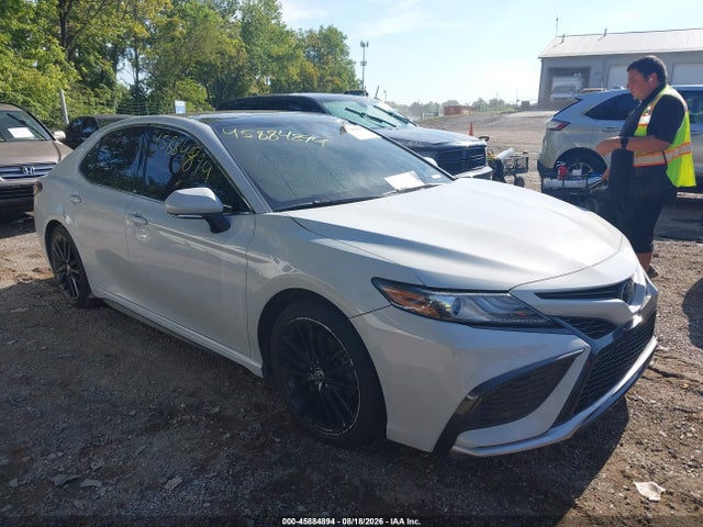 Продажа на аукционе авто 2022 Toyota Camry Xse Awd, vin: 4T1K61BK0NU062876, номер лота: 45884894