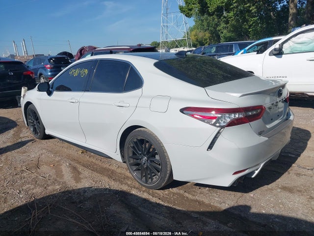 Продажа на аукционе авто 2022 Toyota Camry Xse Awd, vin: 4T1K61BK0NU062876, номер лота: 45884894