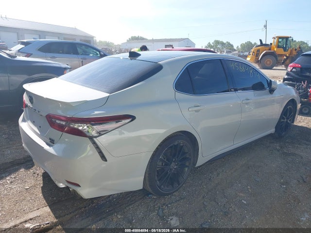Продажа на аукционе авто 2022 Toyota Camry Xse Awd, vin: 4T1K61BK0NU062876, номер лота: 45884894