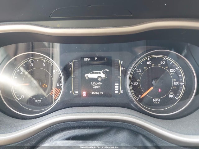 45884949 :رقم المزاد ، 1C4PJMCB6FW792256 vin ، 2015 Jeep Cherokee Latitude مزاد بيع