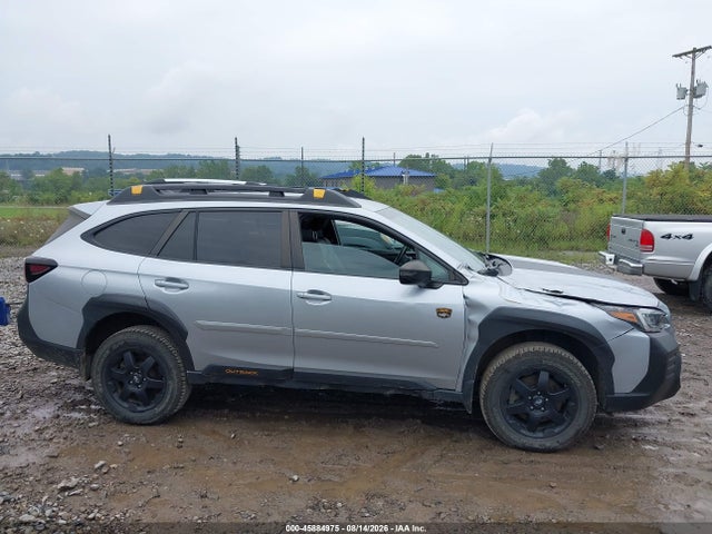 Продаж на аукціоні авто 2022 Subaru Outback Wilderness, vin: 4S4BTGSD9N3117862, номер лоту: 45884975