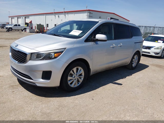 KIA SEDONA LX 2016 KNDMB5C12G6142726 Image 2