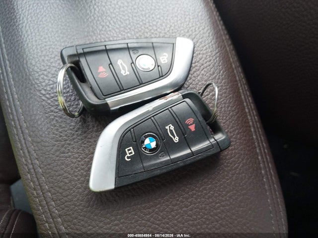 45884984 :رقم المزاد ، WBXHT3C35G5E48089 vin ، 2016 Bmw X1 Xdrive28i مزاد بيع