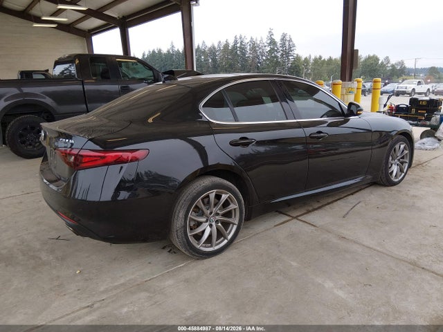Alfa Romeo Giulia Awd 2017 ZARFAEDNXH7540099 Image 4