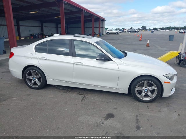 WBA3B5C59FF959489 BMW 328i Xdrive