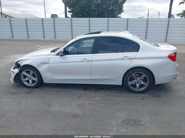 WBA3B5C59FF959489 BMW 328i Xdrive