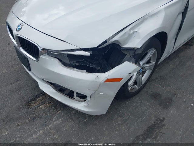 WBA3B5C59FF959489 BMW 328i Xdrive