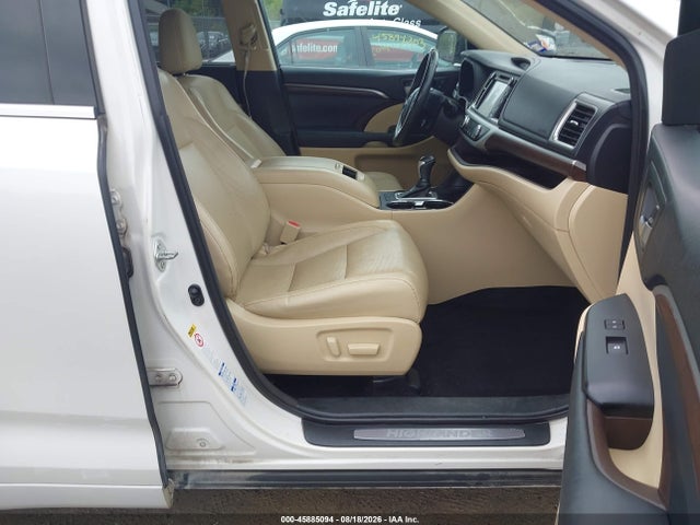 Продажа на аукционе авто 2014 Toyota Highlander Limited Platinum V6, vin: 5TDDKRFH0ES034585, номер лота: 45885094